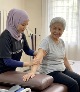 Rawatan Fisioterapi Warga Emas ke Rumah