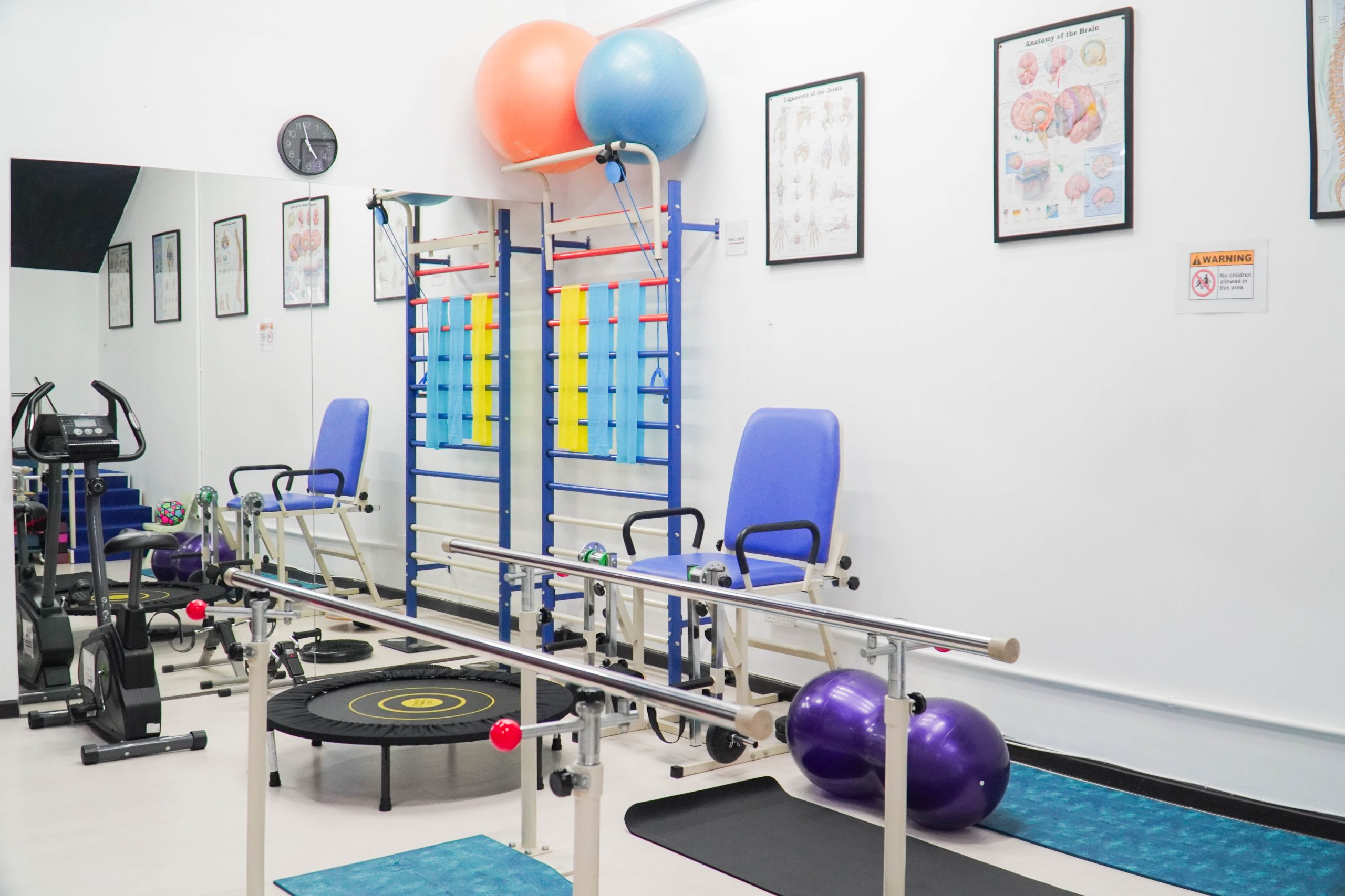 Physiotherapy Cyberjaya at DashBox Hotel | Exercise Therapy & Hydrotherapy 9 Physiomobile physiotherapy centre with rehabilitation equipment